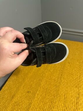 Black Kids Velcro Sneakers vans